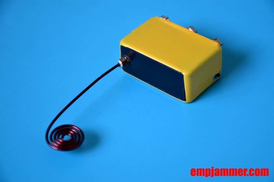 Anti brouilleur de VHF de fréquence ultra-haute d'alarme, brouilleur de la puissance élevée IEM pour la machine à sous 56MHZ